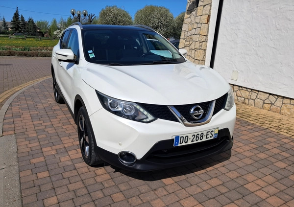 Nissan Qashqai cena 49800 przebieg: 120000, rok produkcji 2015 z Lublin małe 781